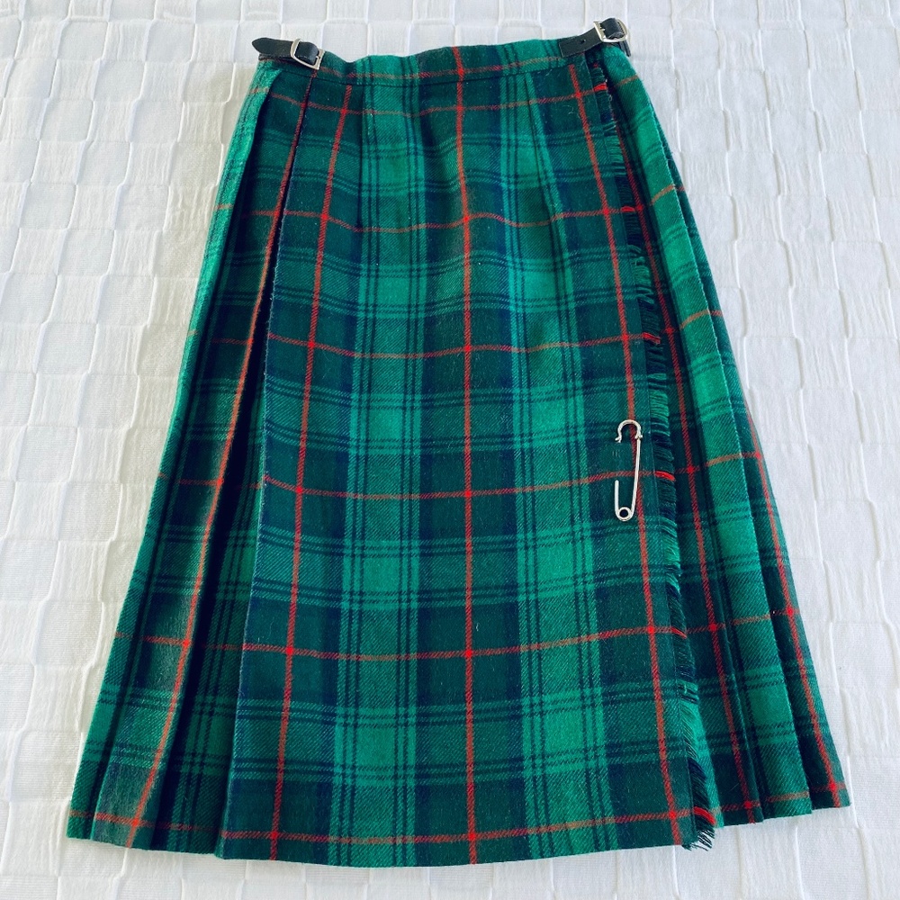 O'Neil of Dublin Children's Kilt Size 34